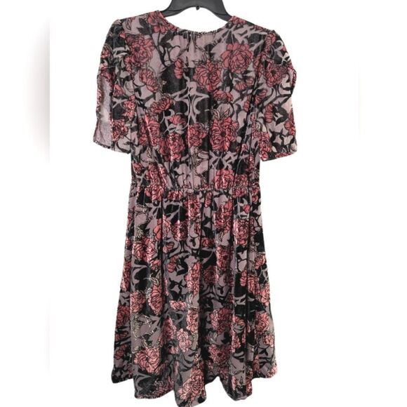 Leith Pink Rose burnout floral velvet tulip sleeve faux wrap dress womens M - Picture 5 of 9
